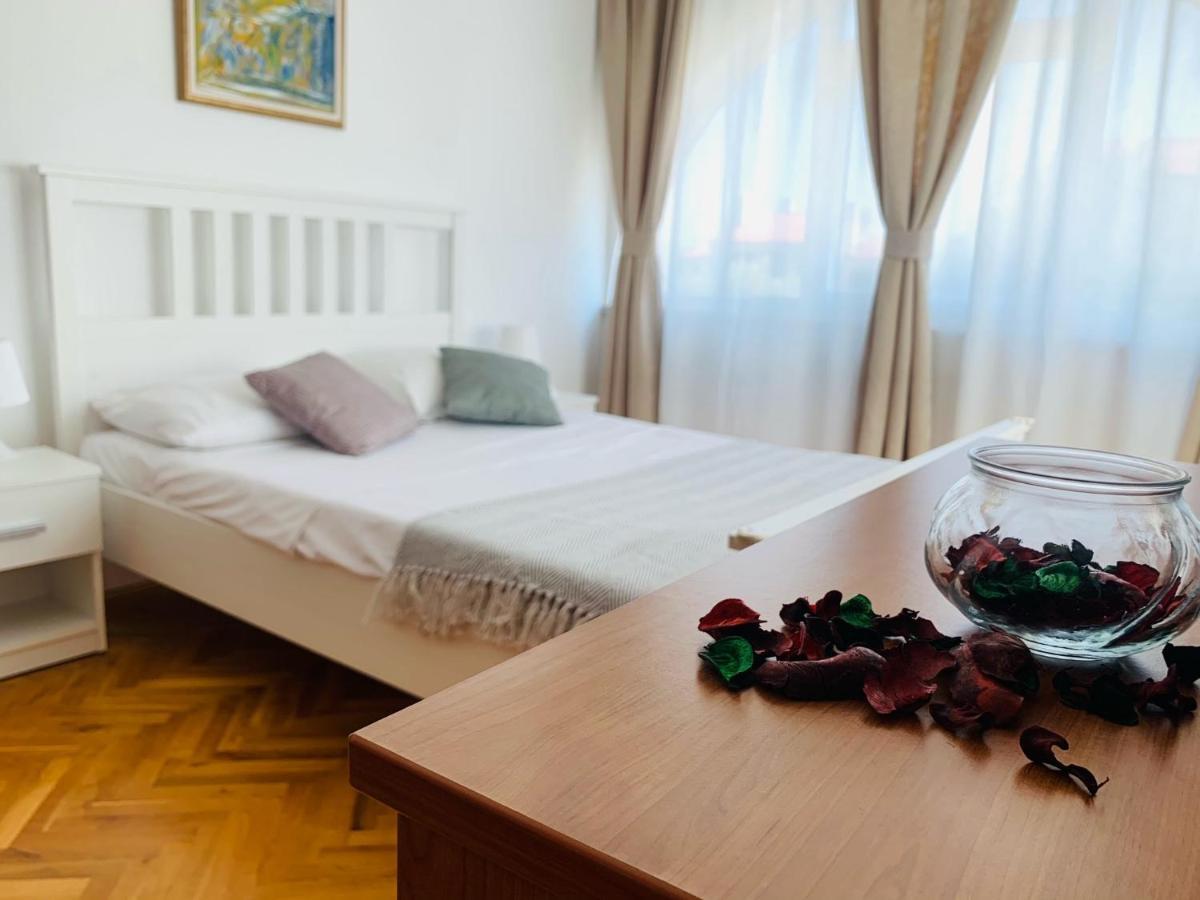 Linc Rooms & Apartments Banjole Bagian luar foto