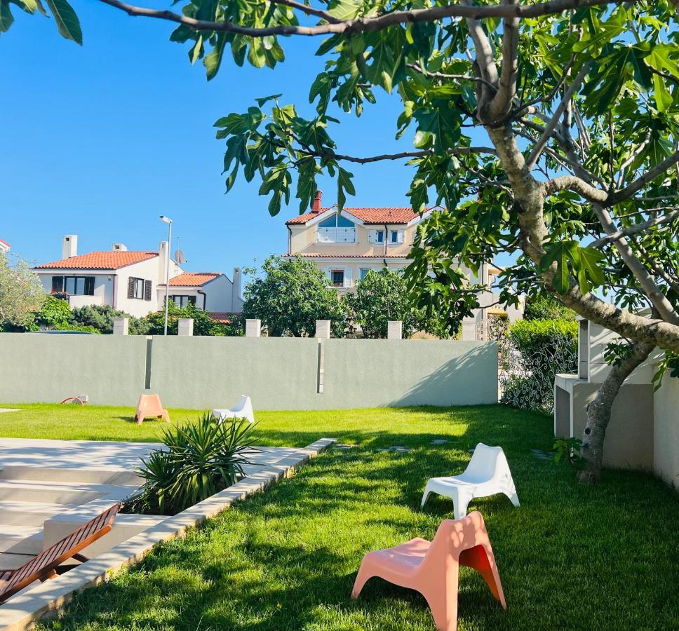 Linc Rooms & Apartments Banjole Bagian luar foto